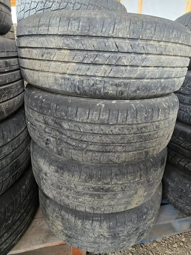 215/60R16 MICHELIN TIRES (Mounted on Steel Wheels)