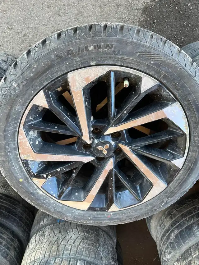 245/50R20 OEM 2022 Mitsubishi Outlander Wheels & Winter Tires Set