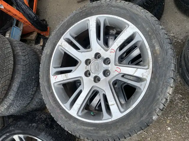 285/45R22 BFGoodrich Tires on OEM 22×9 Wheels 6×139.7 ET30